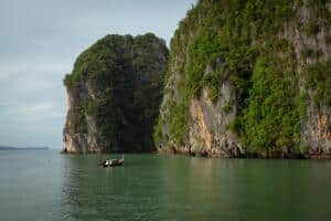 Feel the Rush: Discover Phi Phi by Phi Phi Island Speedboat